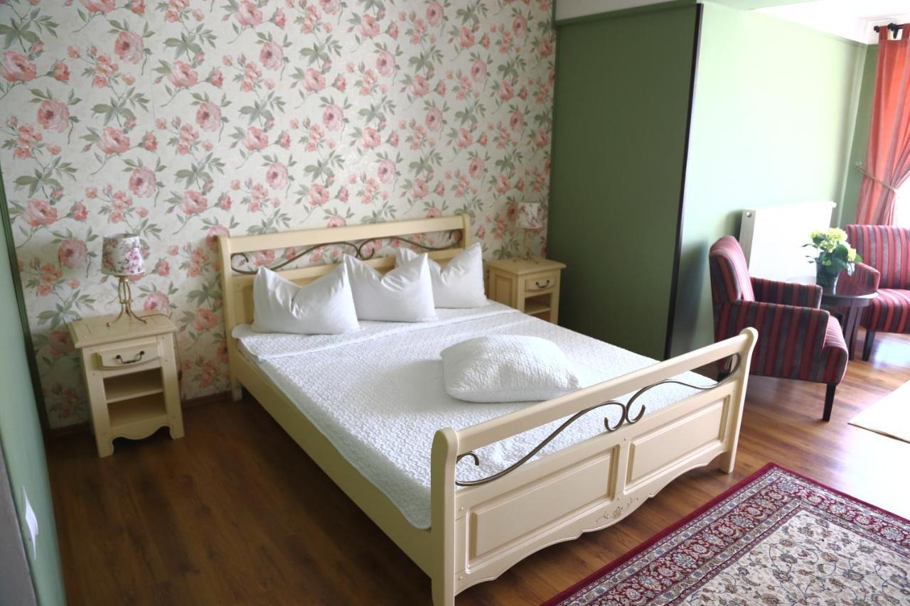 Boutique Vila White Duchess 那沃达利 外观 照片